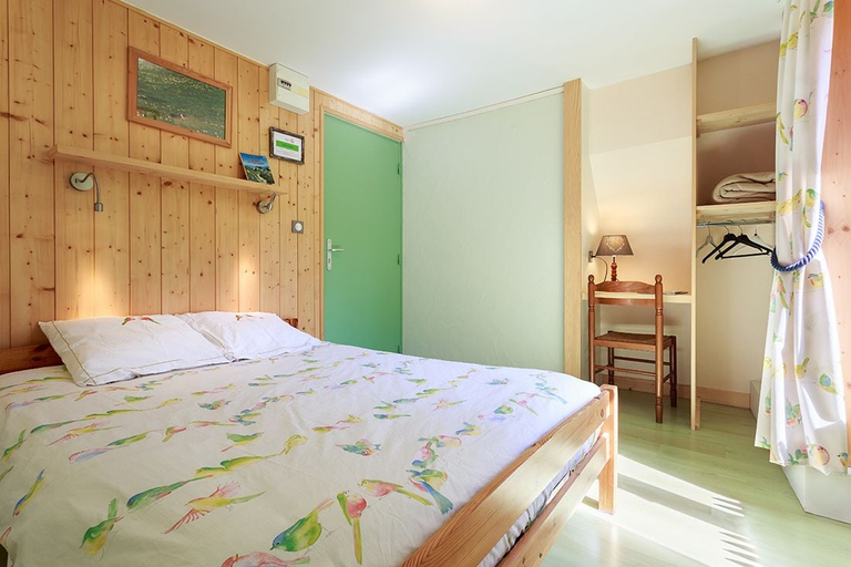 Bedroom 5, gite auberge l'herbe tendre, Isère