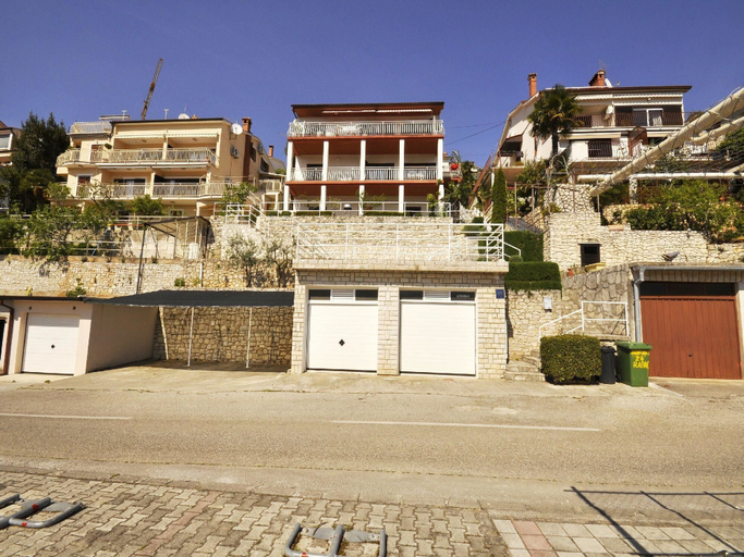 Exterior & Views 2, Apartments Paliska, Labin