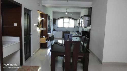 Erackath Apartment, Ernakulam
