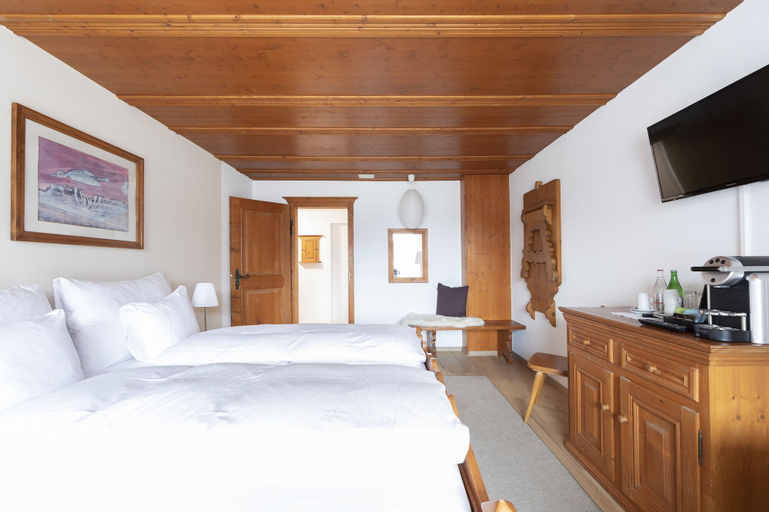 Eden Hotel und Restaurant, Surselva