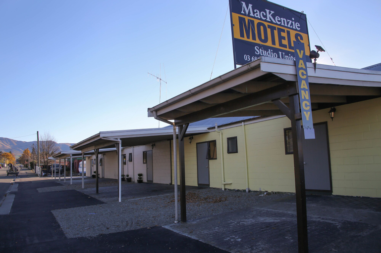 Mackenzie Motels, Mackenzie