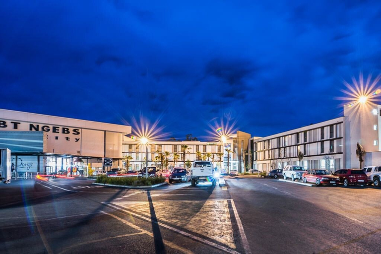 Mayfair Hotel, O.R.Tambo