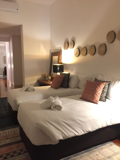 Sweet Inn Apartments Chiado, Lisboa