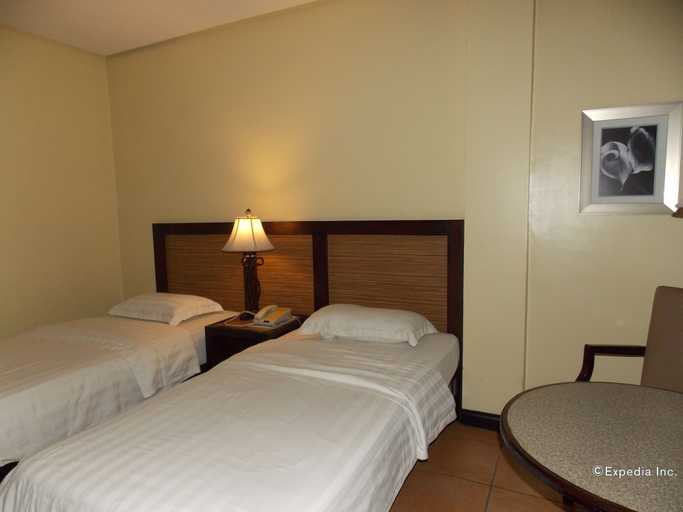 Bedroom 3, Planta Centro Bacolod Hotel & Residences, Bacolod City