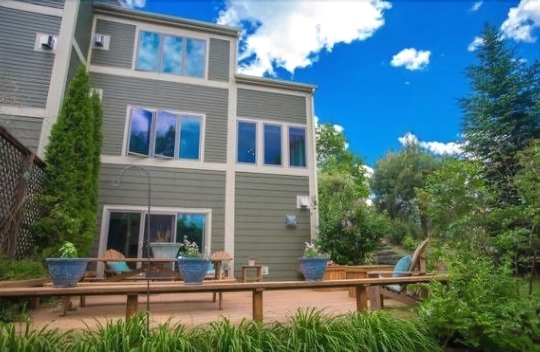 Exterior & Views 2, 597a Topnotch, Lamoille
