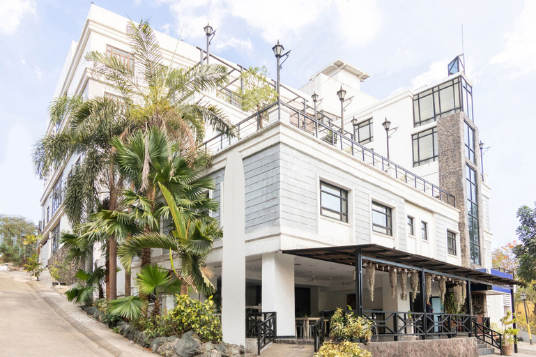 Seven Suites Hotel Observatory, Antipolo City