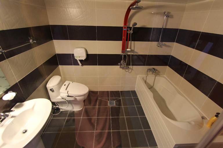 Savoy Hotel, Buk