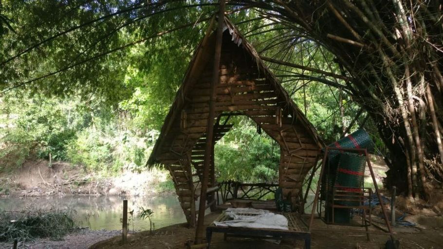 Kebon Pring Floating Resort & Market, Bantul