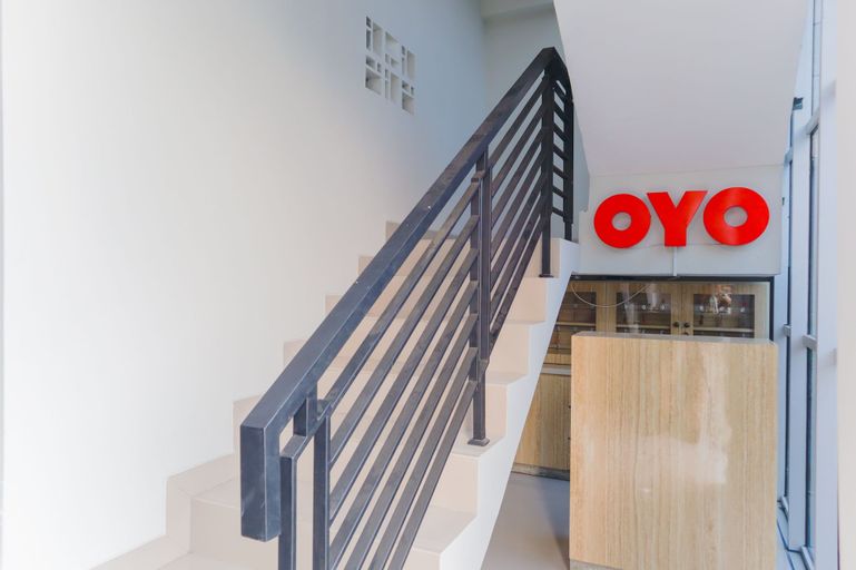 OYO 1524 D' Paseban Near RS St. Carolus, Central Jakarta