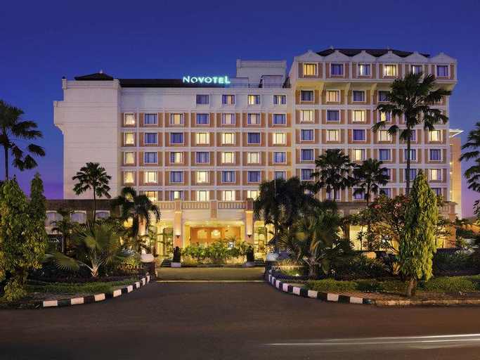 Novotel Solo, Solo