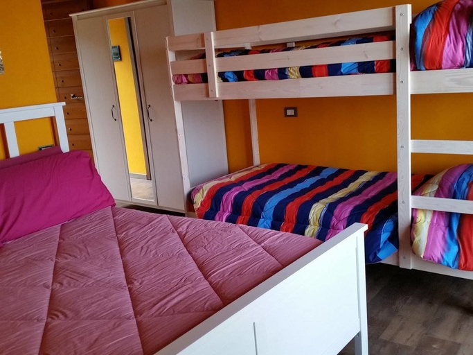 Bedroom 4, Agriturismo Lo Scoiattolo, Teramo