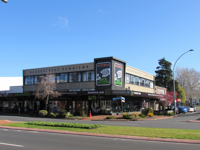 Exterior & Views 2, Rotorua Downtown Backpackers, Rotorua