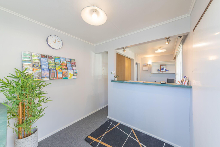 Public Area 2, Fiesta Court Motel, Wanganui