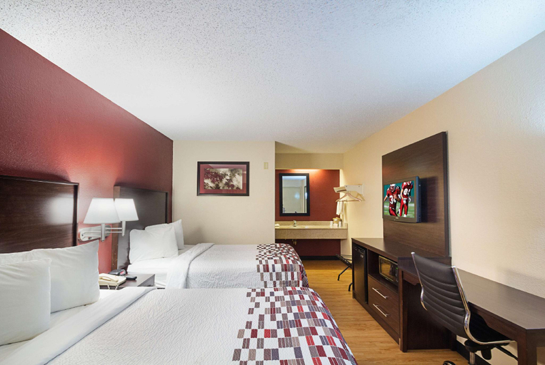 Bedroom 3, Red Roof Inn Cincinnati East Beechmont, Clermont