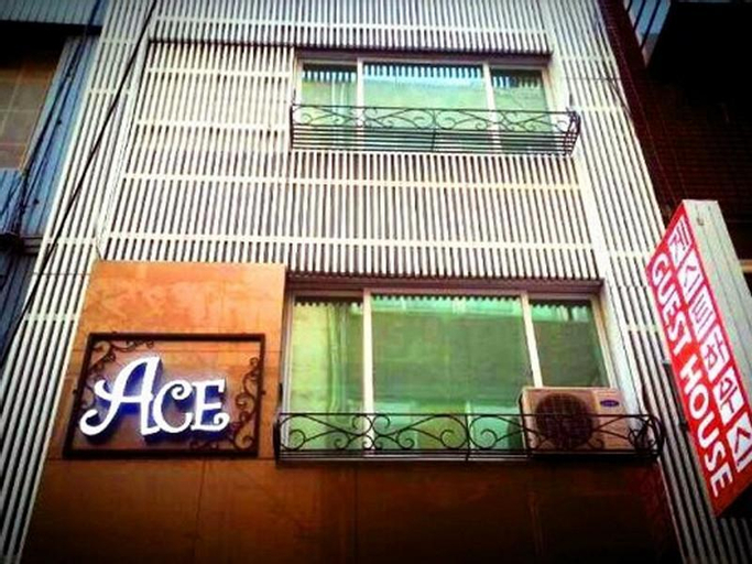 Ace Guesthouse, Dong