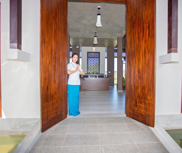Public Area 2, Amora Lagoon, Katana