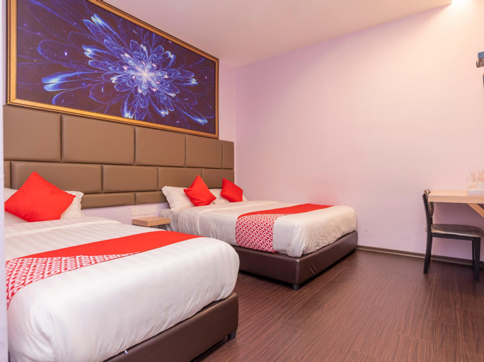 Bedroom 4, Zenz Hotel, Kulaijaya