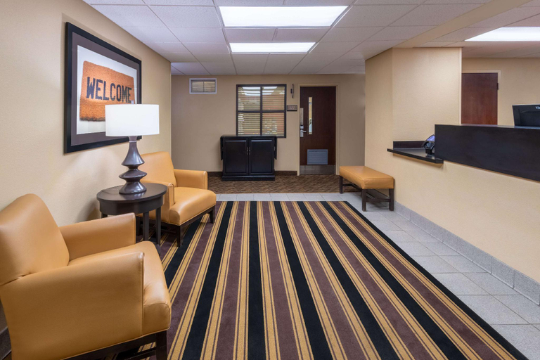 Public Area 2, Extended Stay America Suites Cleveland Brooklyn, Cuyahoga