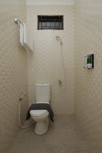 Bathroom 5, Hotel Atalie Malioboro by Natt's Hospitality, Yogyakarta
