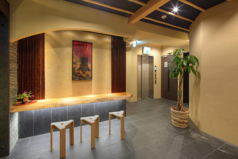 Sport & Beauty 2, Hotel Amaterrace Nippombashi-higashi, Osaka