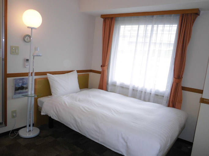 Bedroom, Toyoko Inn Saitama Shin-toshin, Saitama