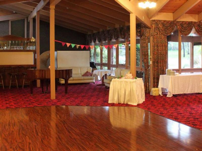 Public Area, Melaleuca Lodge, Cardinia - Pakenham