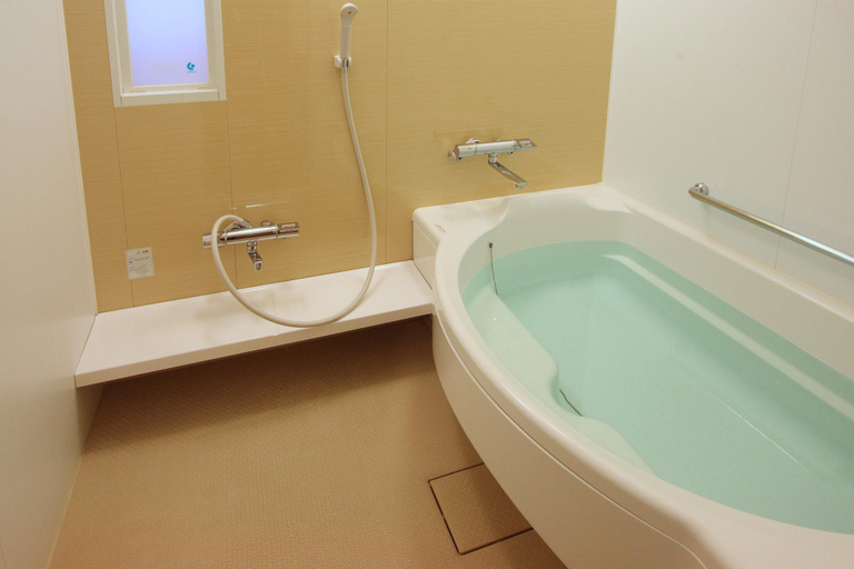 Bathroom 5, Tokyo Bay Maihama Hotel, Edogawa