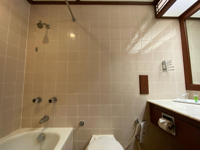 Bathroom 3, Marco Polo Hotel, Tawau