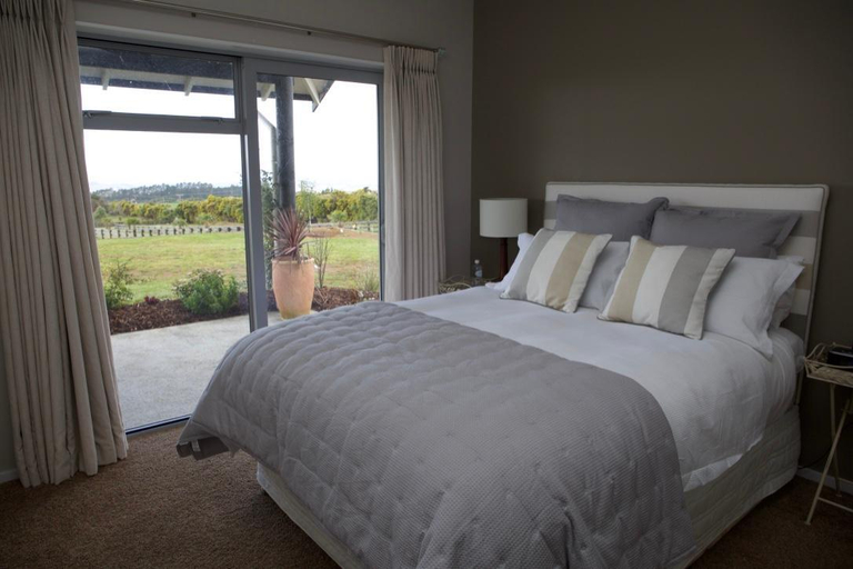 Bedroom, Lodore Lodge, Far North