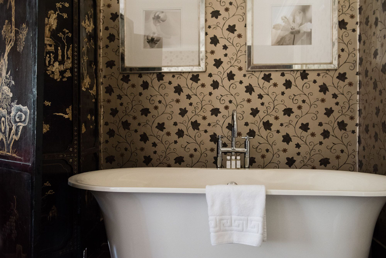 Bathroom 5, The Eastbury & Spa, Dorset