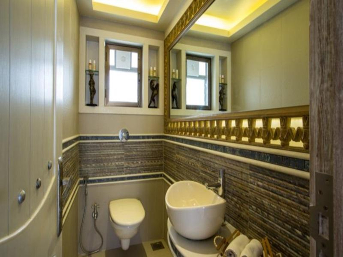 Bathroom 3, Sai Palace Grand Malad, Mumbai Suburban