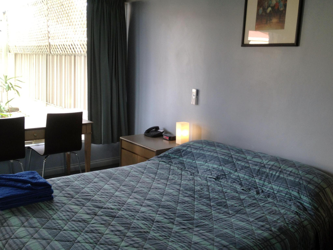 Bedroom 2, City West Motel, Adelaide