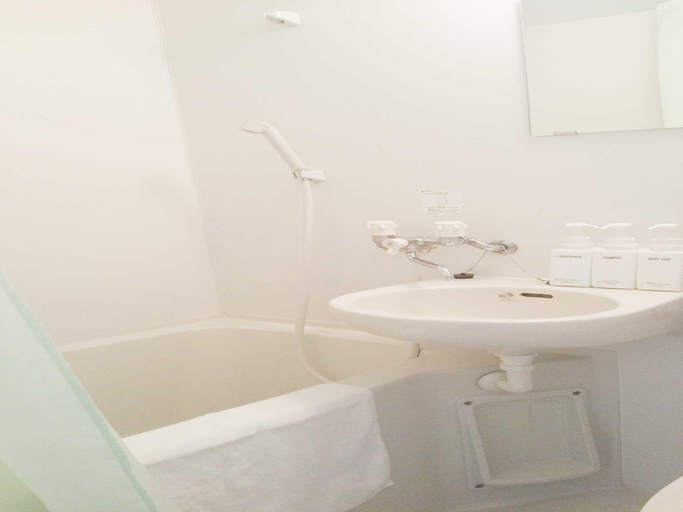 Bathroom 4, Hotel Tetora Ikebukuro, Toshima