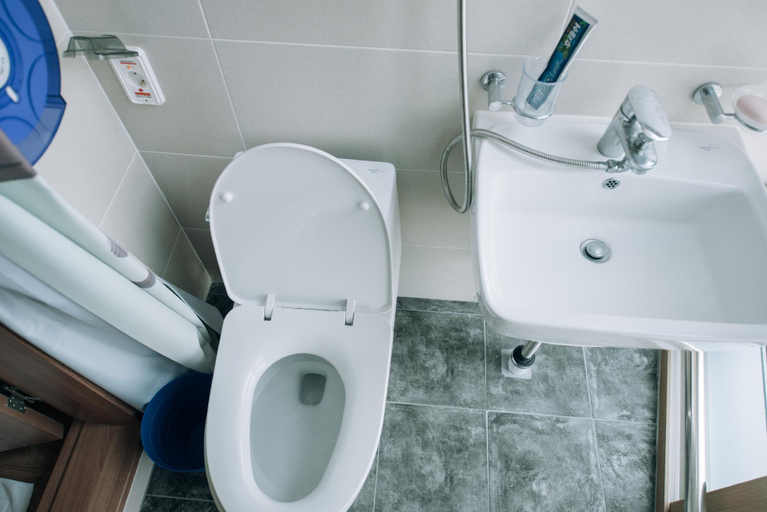 Bathroom 4, Midtown Hostel Daegu, Buk
