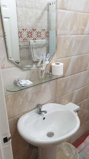 Bathroom, Walk Around Hotel, Mabalacat