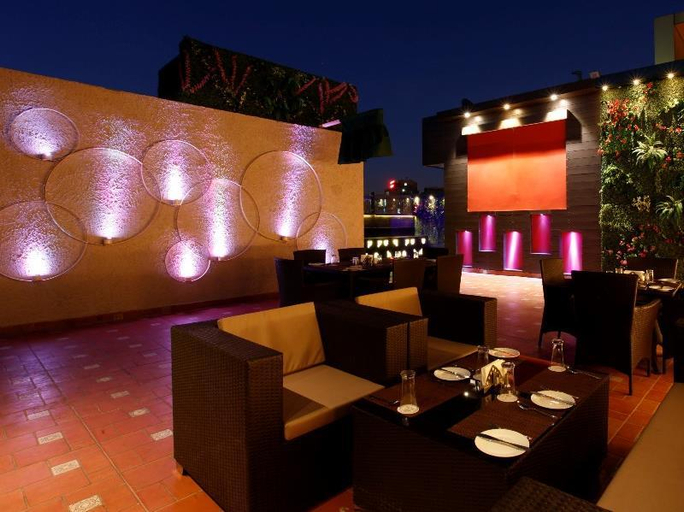 Food & Drinks 5, Jrd Exotica Hotel, Delhi