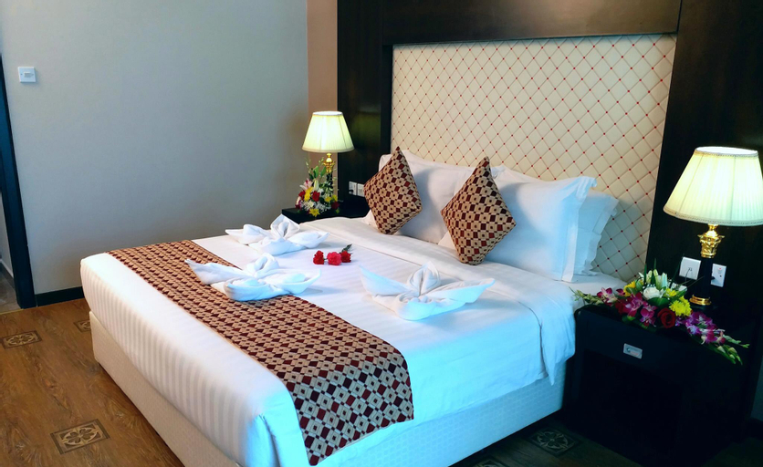 Bedroom 3, Crystal Palace Hotel, Manama
