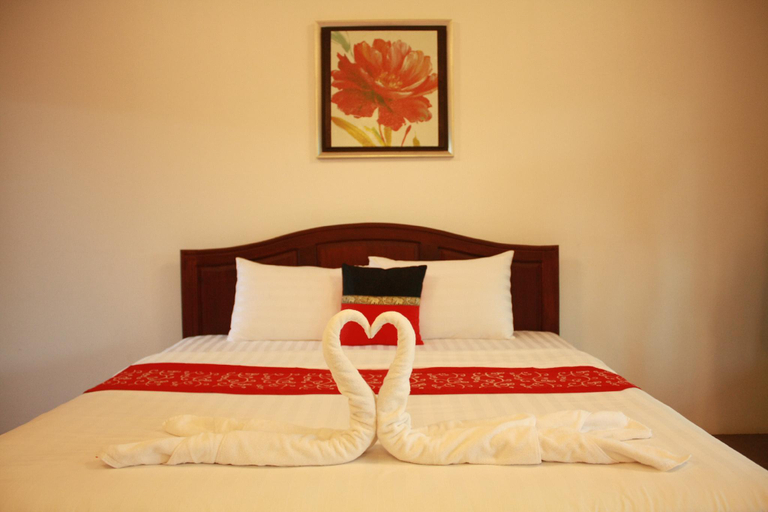 Bedroom 2, Waterside Resort, Pran Buri