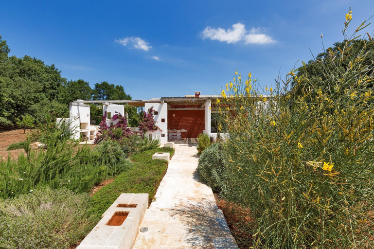 Alma Rossa, Brindisi
