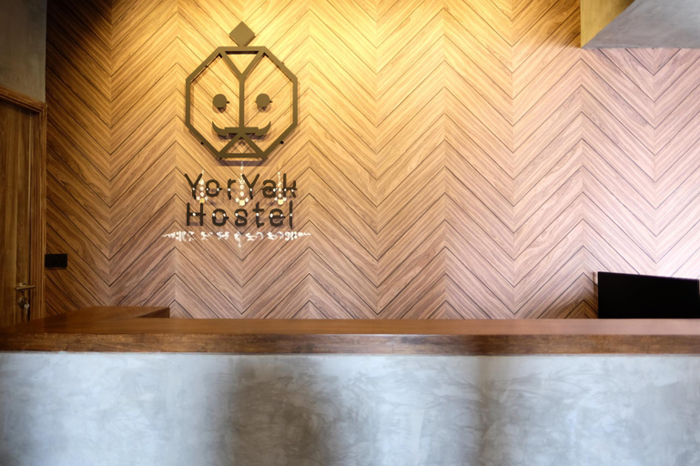 Public Area 5, Yor Yak Hostel, Khlong San