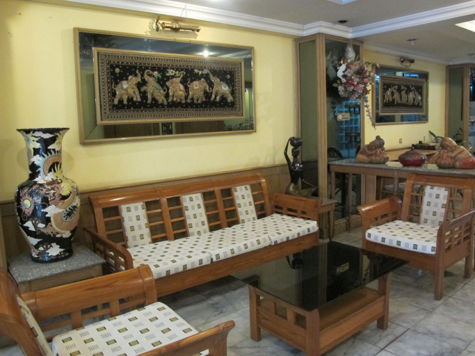 Exterior & Views 2, Traveller Inn Hotel, Muang Chiang Mai