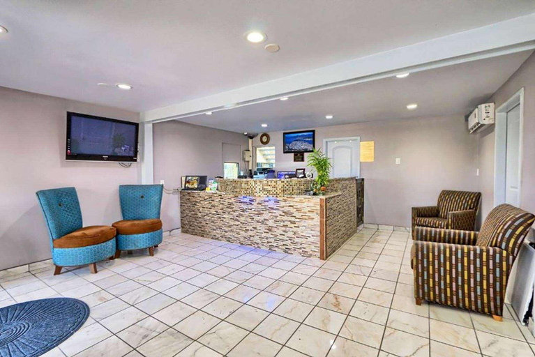 Public Area, Econo Lodge Austin South, Travis