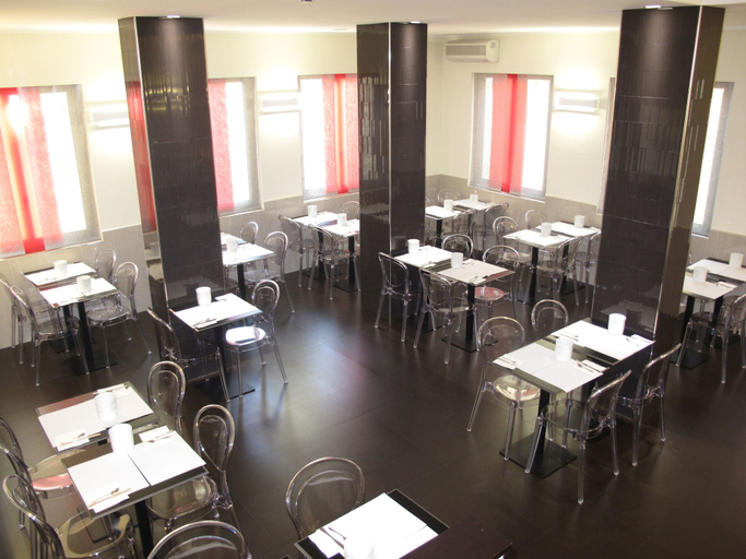 Food & Drinks 5, Mariano, Rome