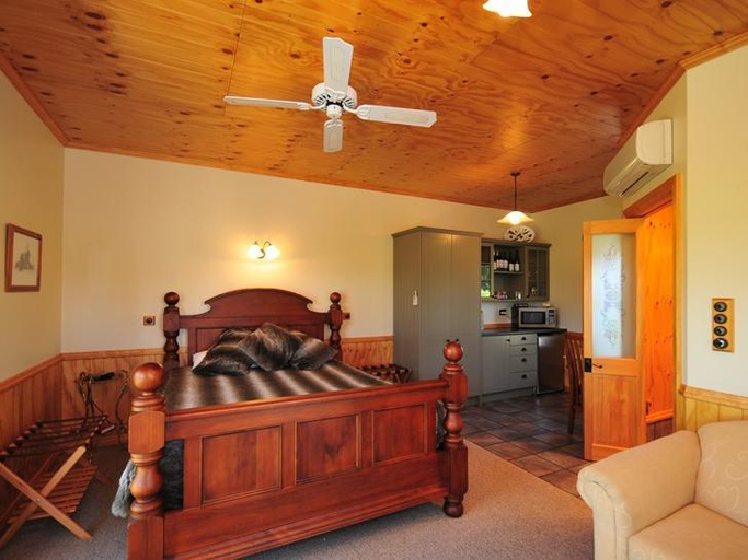 Others 5, River Rock Estate, Central Otago