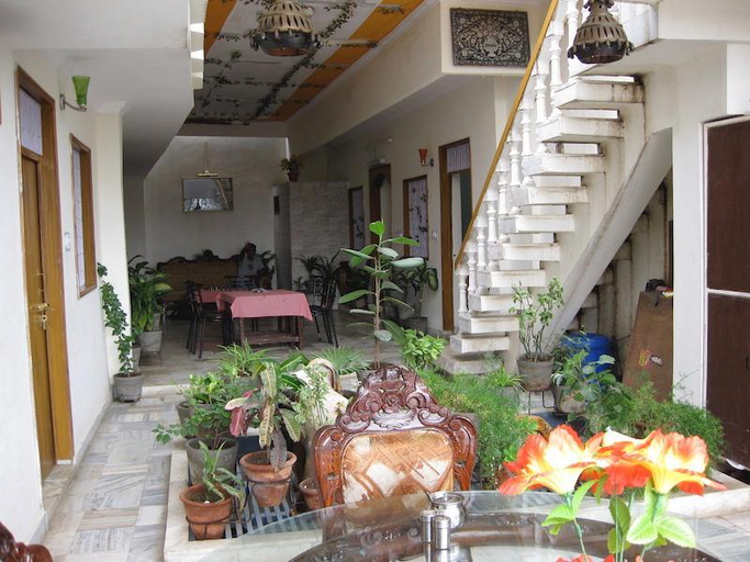 Exterior & Views 1, Hotel Saniya Palace, Agra
