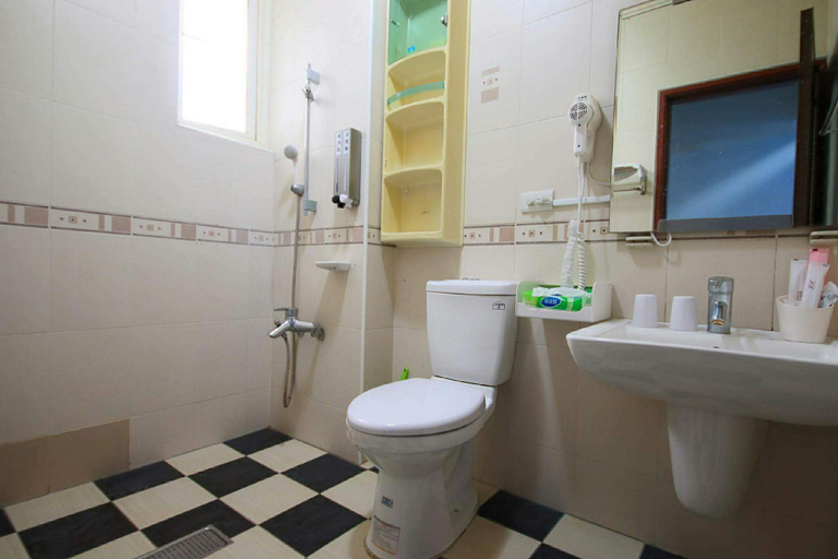 Bathroom, Tenth Street Homestay, Hualien