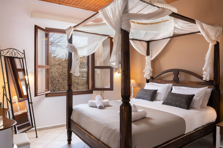 Bedroom 3, Artemis Rooms Chania, Crete