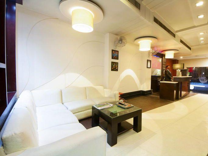 Public Area, Hotel Delhi 37, Delhi