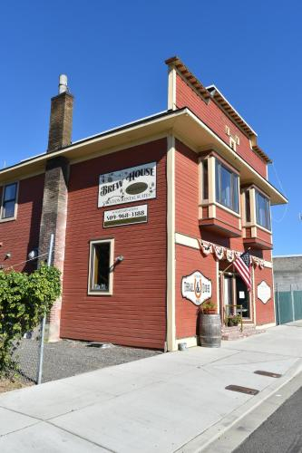 Brew House Boarding, Kittitas