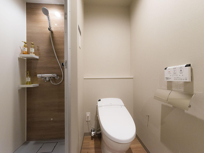 Bathroom 4, Jr Inn Sapporo-Eki Minami-Guchi, Sapporo
